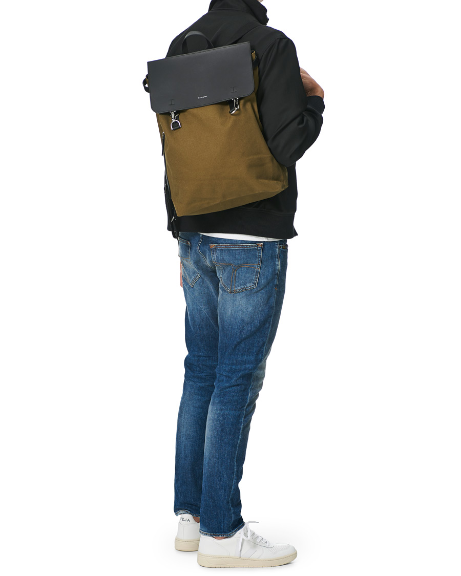 Sandqvist Hege Metal Hook Backpack Olive Herr Care of Carl