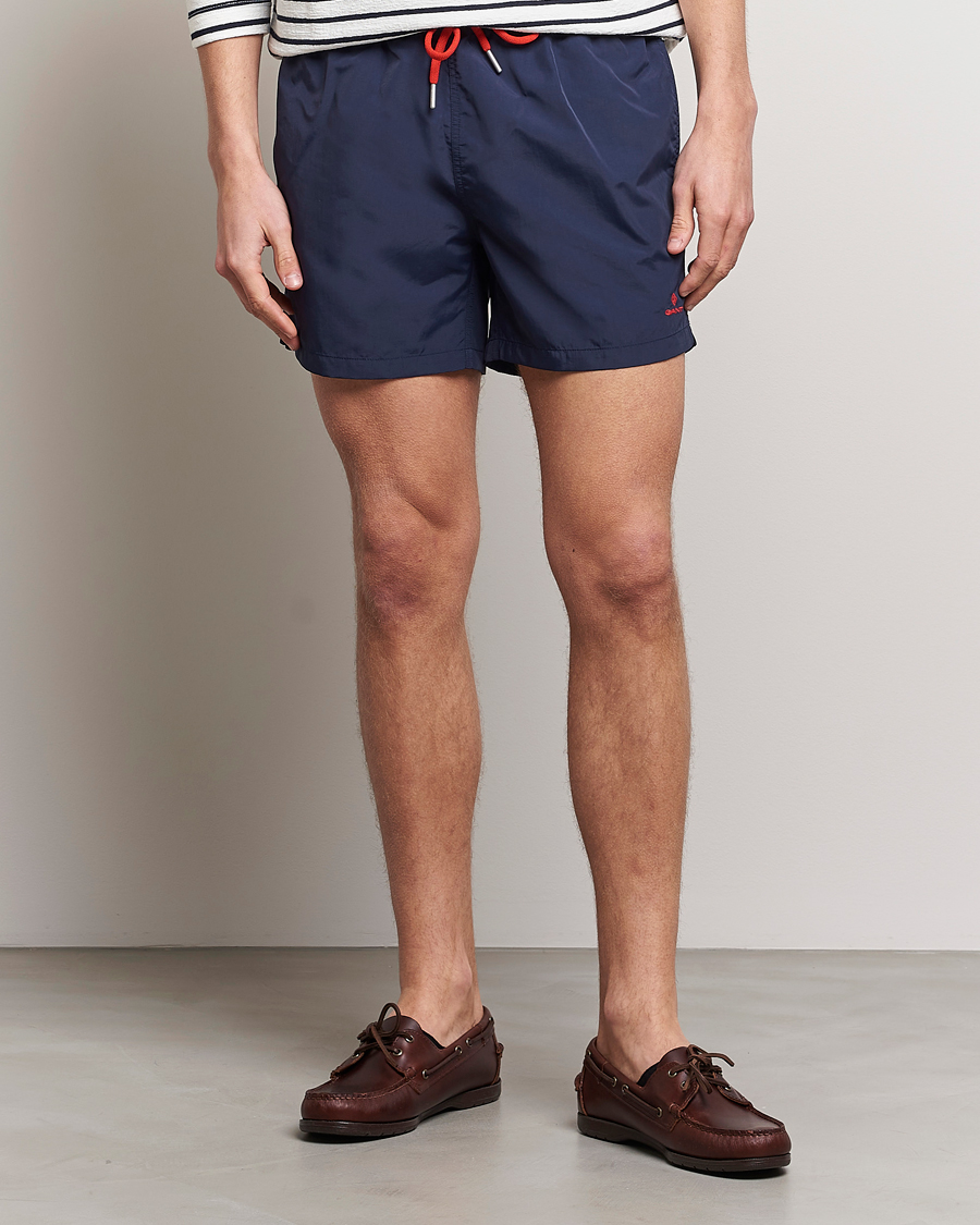 Herre | Tøj | GANT | Basic Swimshorts Marine