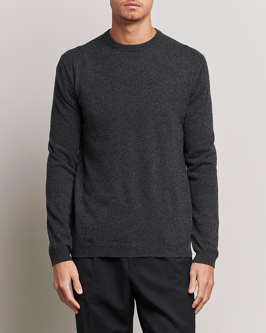 Herr |  | People's Republic of Cashmere | Cashmere Roundneck Dark Grey