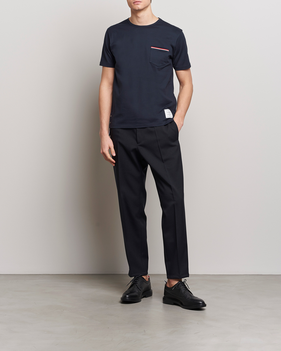 Herr | T-Shirts | Thom Browne | Short Sleeve Pocket T-Shirt Navy