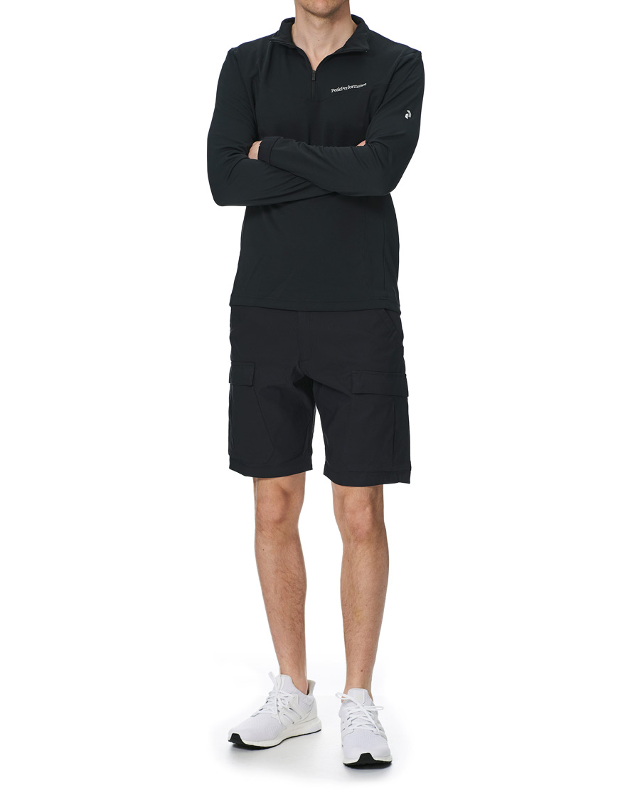 Herr | Shorts | Peak Performance | Moment Cargo Shorts Black