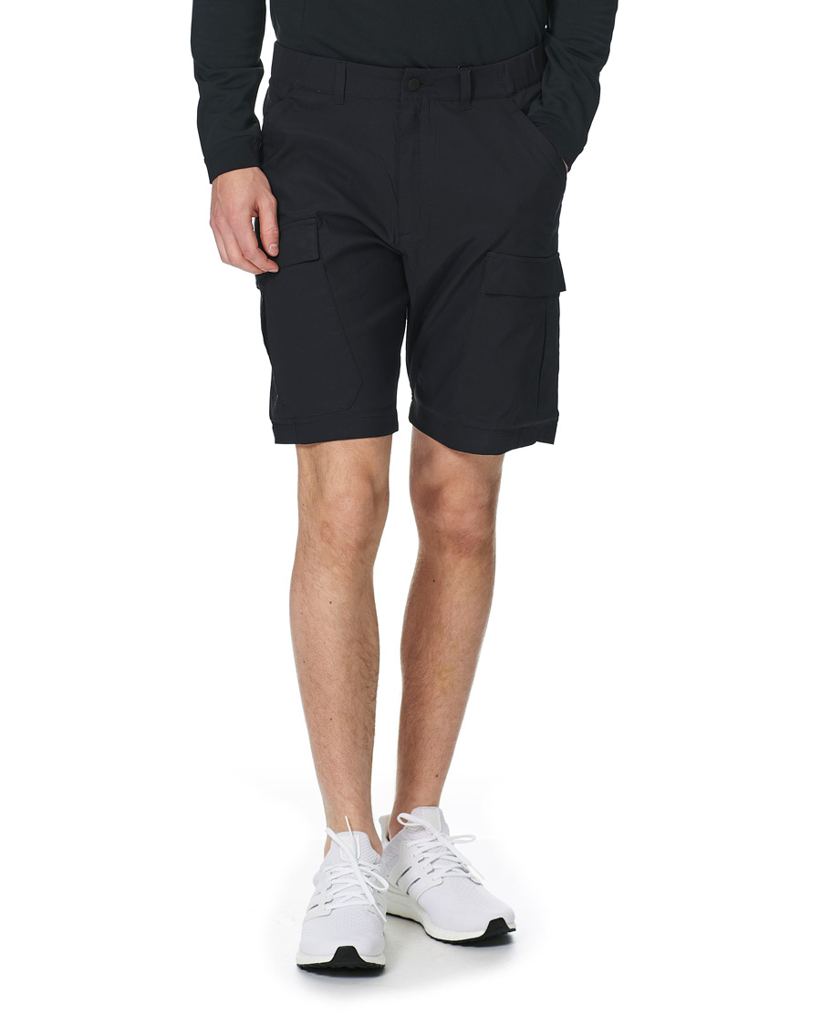 Herr | Shorts | Peak Performance | Moment Cargo Shorts Black