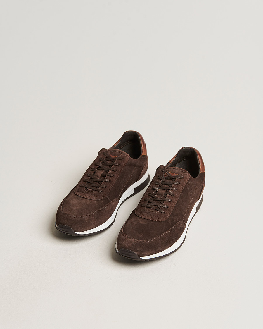 Herr | Sneakers | Design Loake | Loake 1880 Bannister Running Sneaker Dark Brown Suede