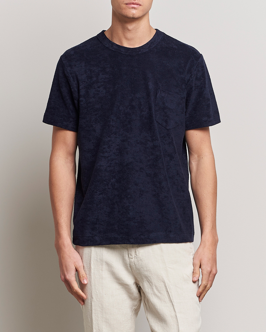 Herr | Kortärmade t-shirts | Howlin' | Fons Cotton Blend Terry Pocket Tee Navy