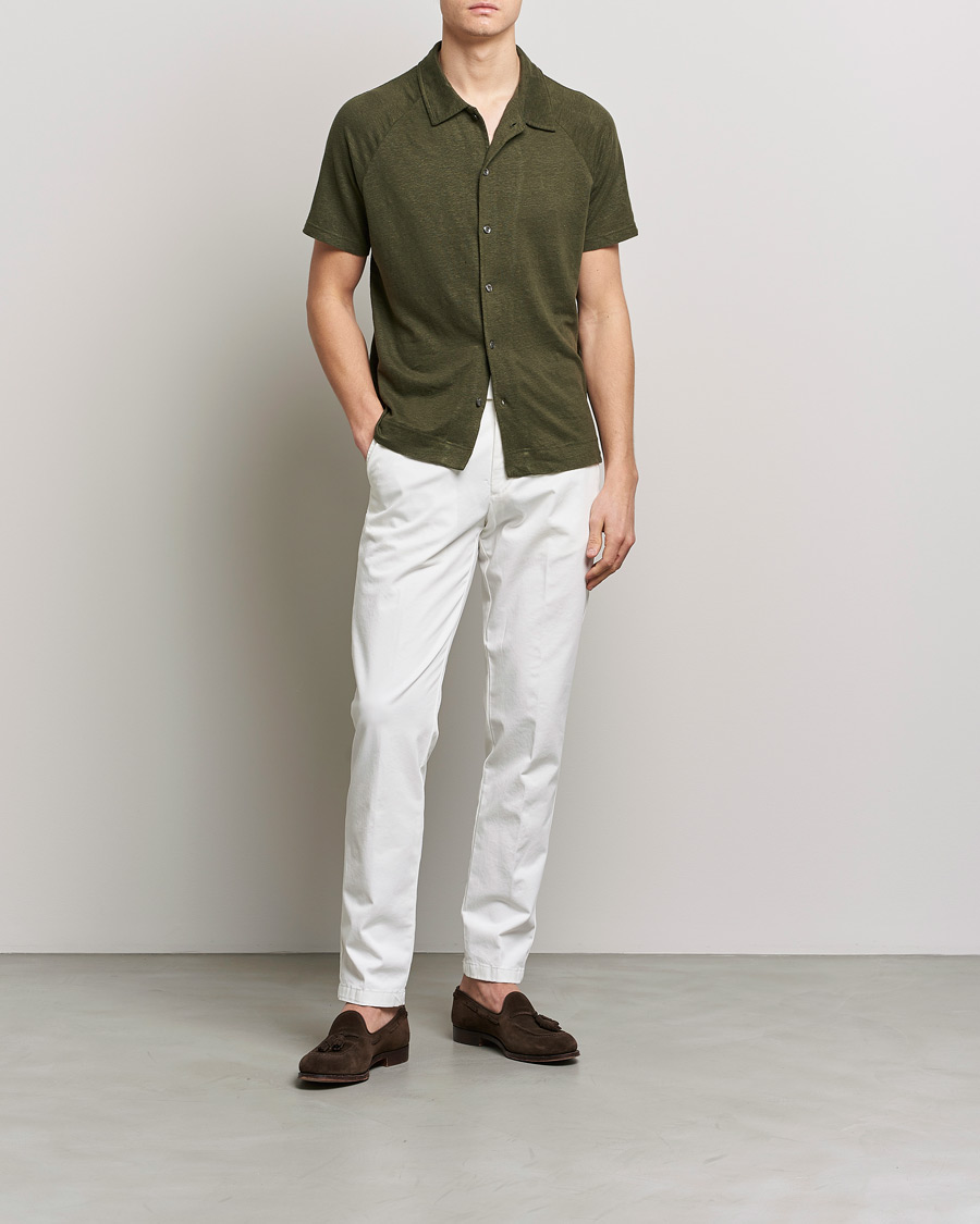 Herr | Pikéer | Oscar Jacobson | Albin Short Sleeve Linen Polo Olive