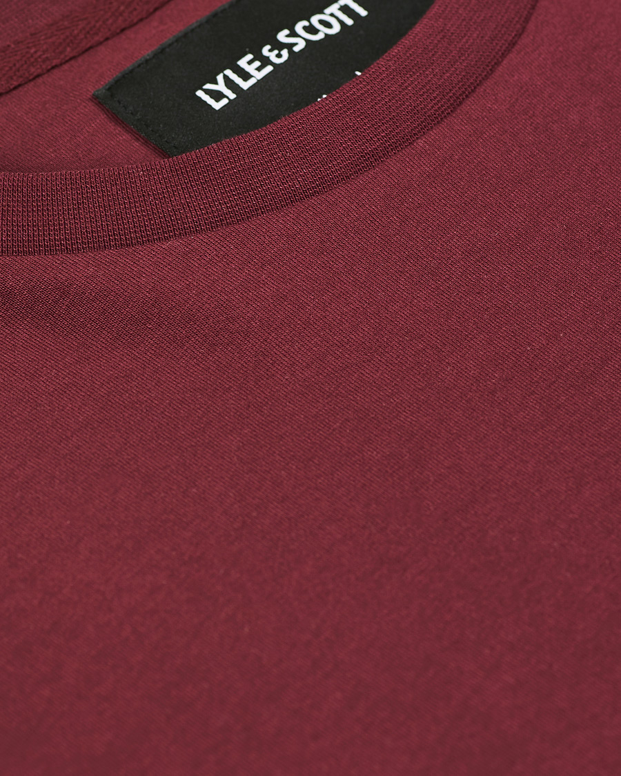 Herr | T-Shirts | Lyle & Scott | Crew Neck Tee Merlot