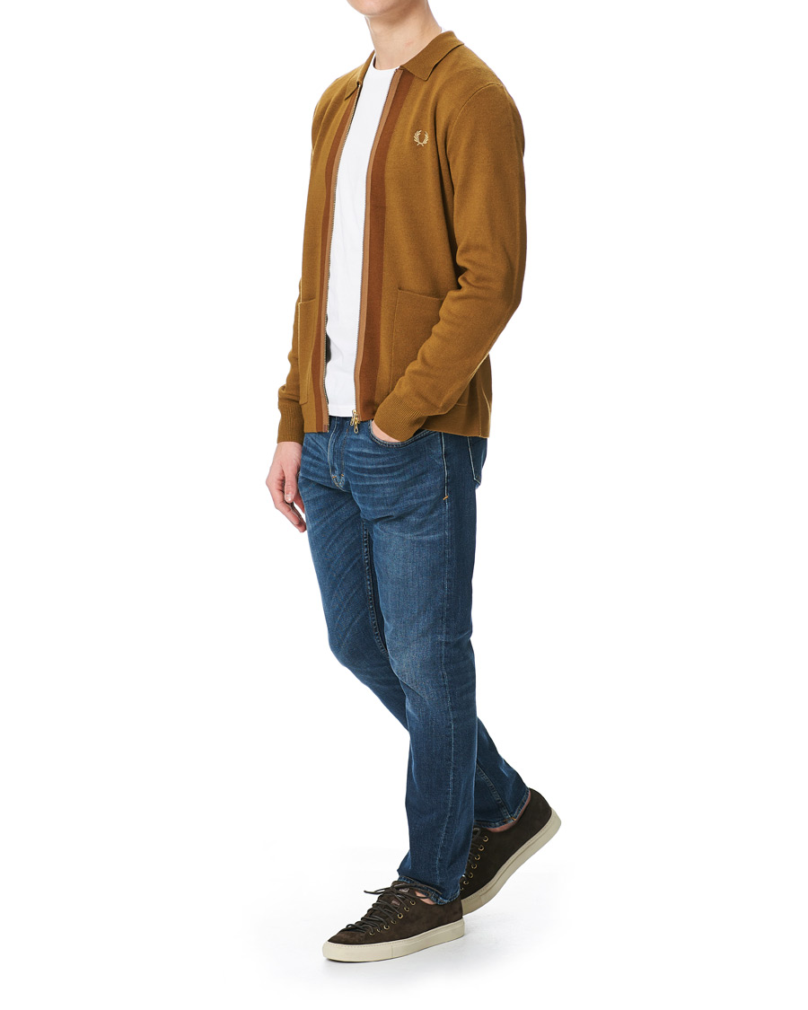 Fred Perry Zip Through Cardigan Dark Caramel | Herr - Care of Carl