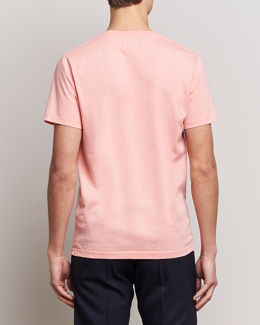 Herr | Kortärmade t-shirts | Colorful Standard | Classic Organic T-Shirt Bright Coral