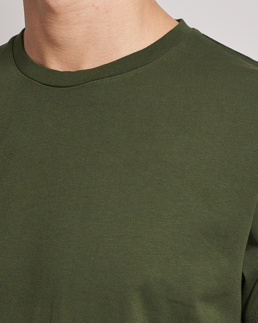 Herr | T-Shirts | Colorful Standard | Classic Organic T-Shirt Seaweed Green