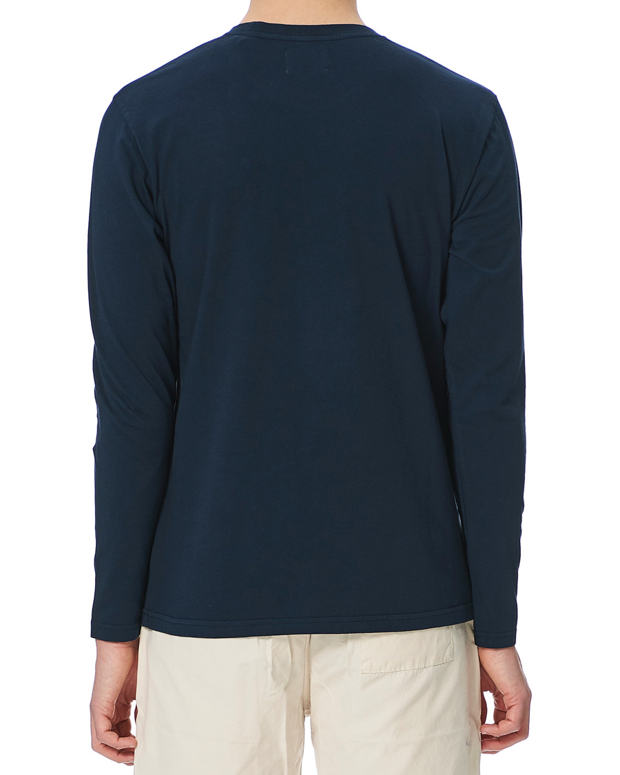 Herr | T-Shirts | Colorful Standard | Classic Organic Long Sleeve T-shirt Navy Blue