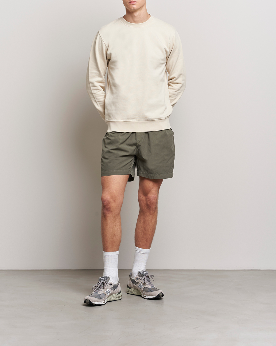 Herr | Shorts | Colorful Standard | Classic Organic Twill Drawstring Shorts Dusty Olive