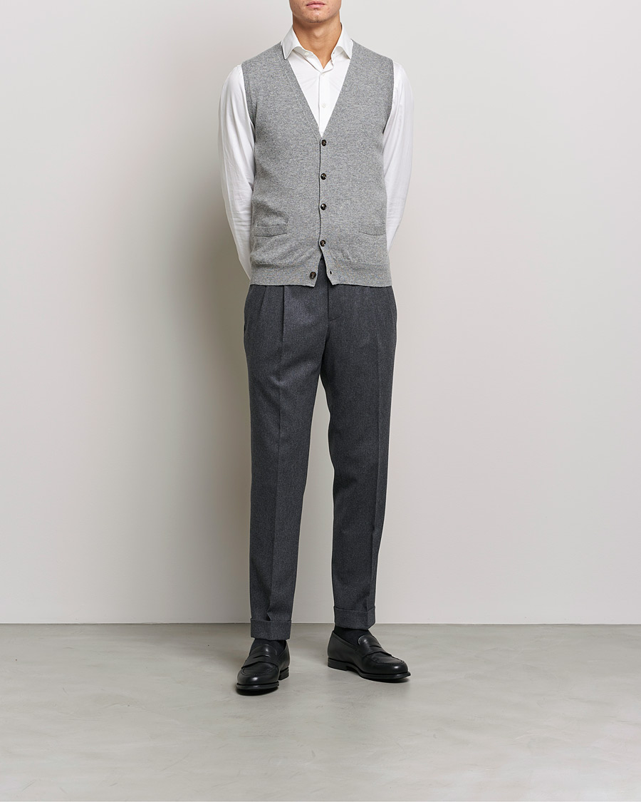 Herr | Tröjor | Piacenza Cashmere | Cashmere Sleeveless Cardigan Light Grey
