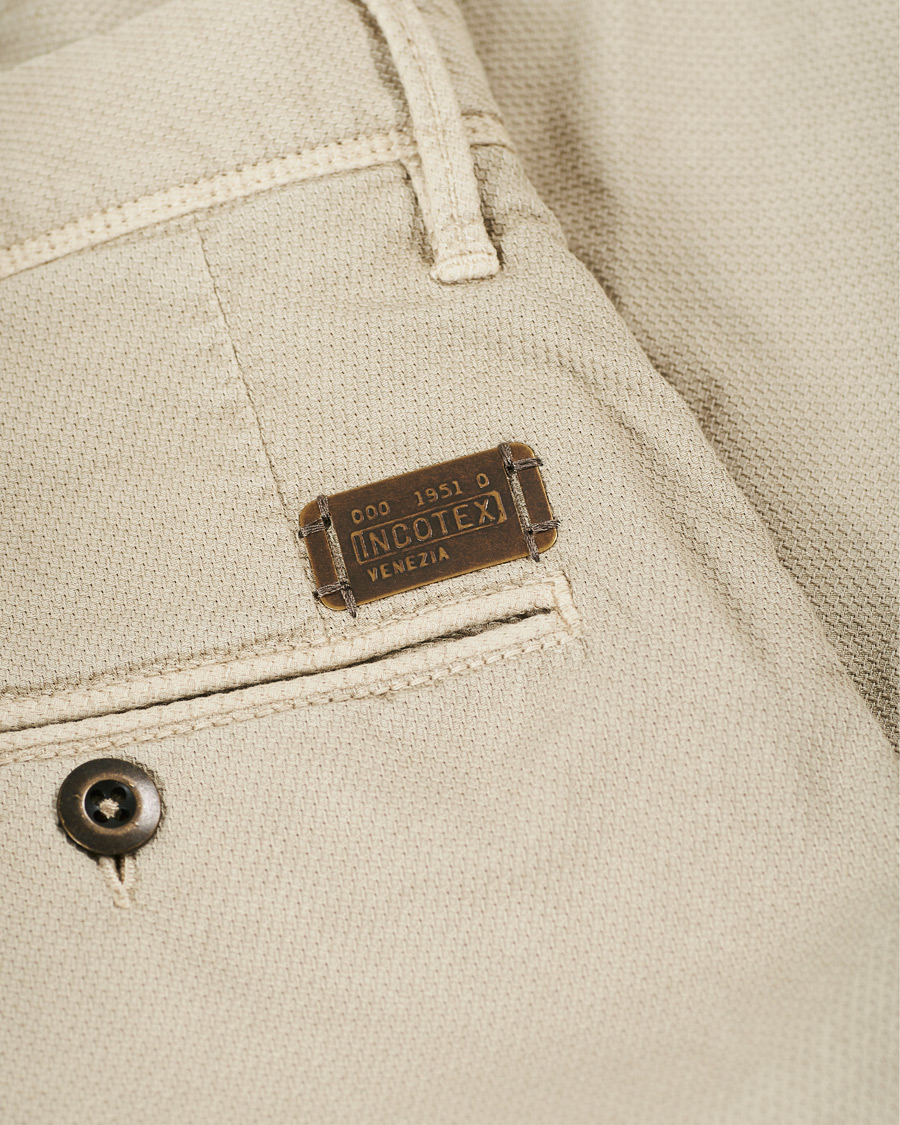 Herr | Byxor | Incotex | Easy Fit Selvedge Cotton Chinos Desert Khaki