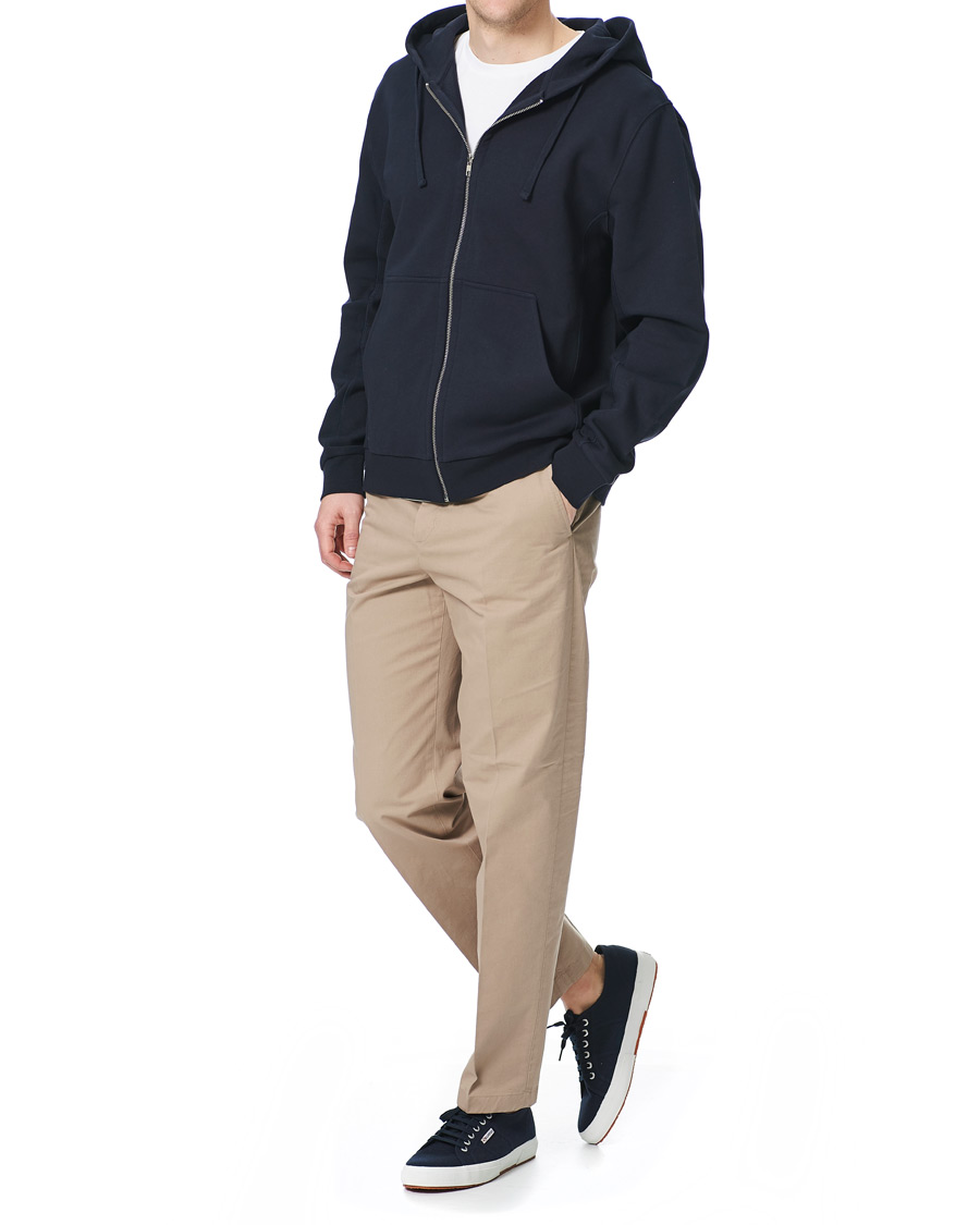 Herr | Byxor | Filippa K | William Cotton Trousers  Desert Taupe