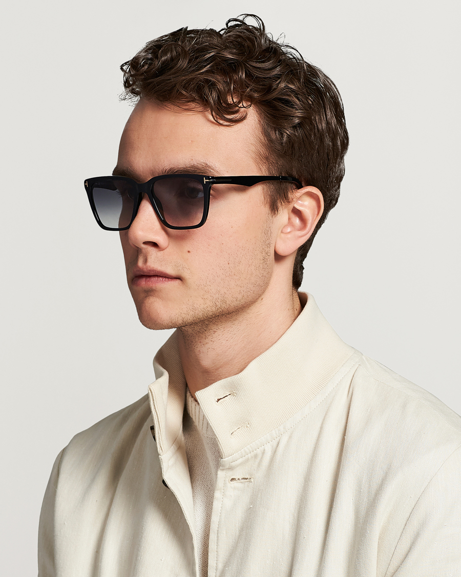 Herr |  | Tom Ford | Garrett Sunglasses Shiny Black/Gradient Smoke