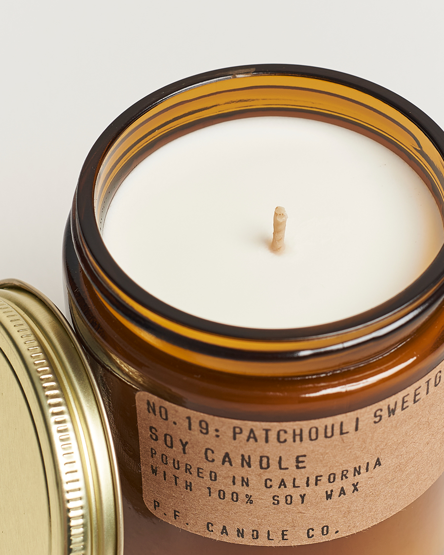 Herre | Duftlys | P.F. Candle Co. | Soy Candle No. 19 Patchouli Sweetgrass 204g