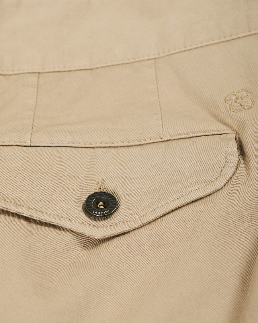 Herr | Shorts | Lardini | Double Pleated Cotton Shorts Beige