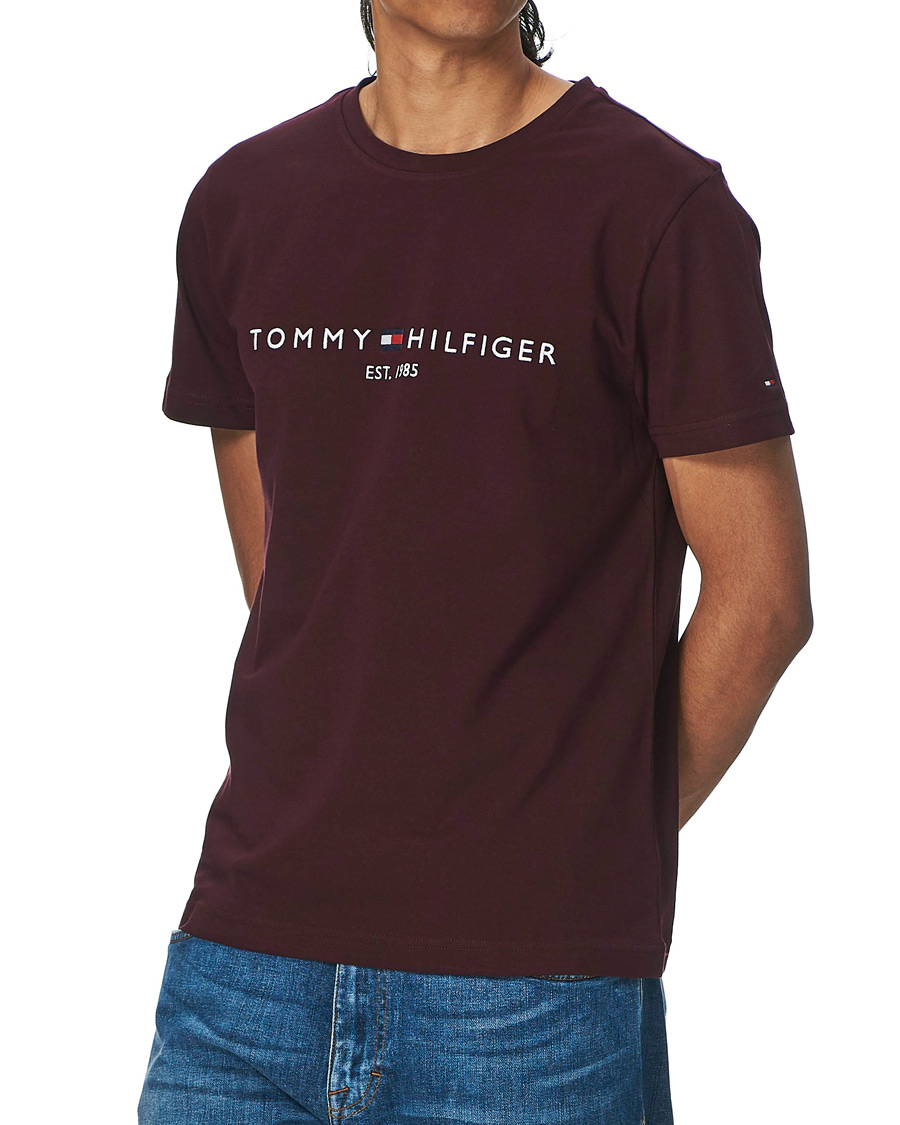 Herr | T-Shirts | Tommy Hilfiger | Logo Crew Neck Tee Deep Burgundy