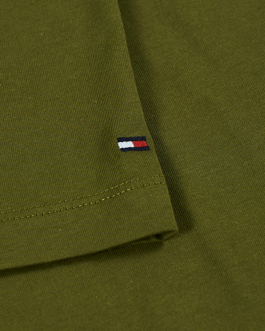 Herr | T-Shirts | Tommy Hilfiger | Signature Graphic Crew Neck Tee Putting Green