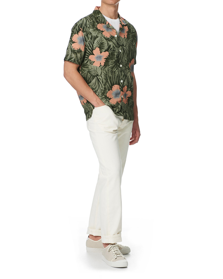 Herr | Skjortor | J.Lindeberg | Printed Short Sleeve Camp Collar Shirt Sage