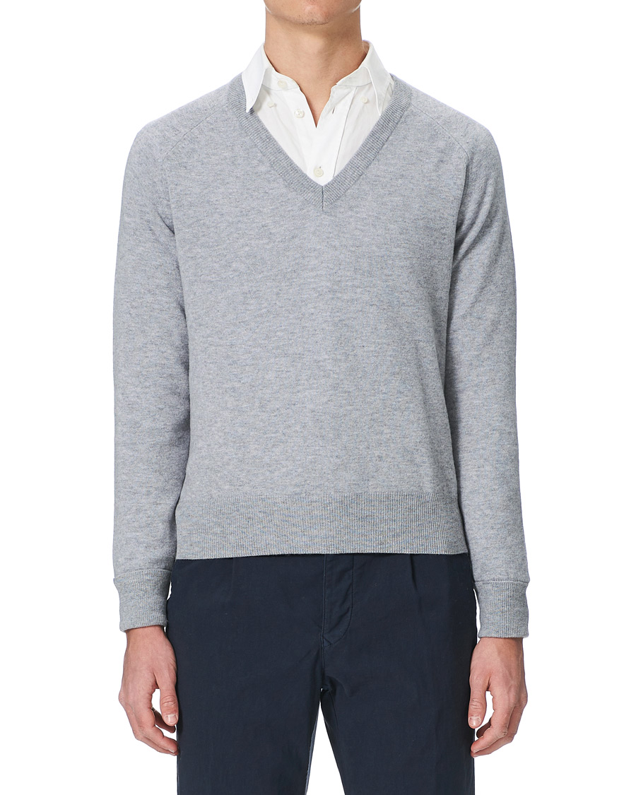 Herr | Tröjor | Stenströms | Washed Merino Deep V-Neck Grey