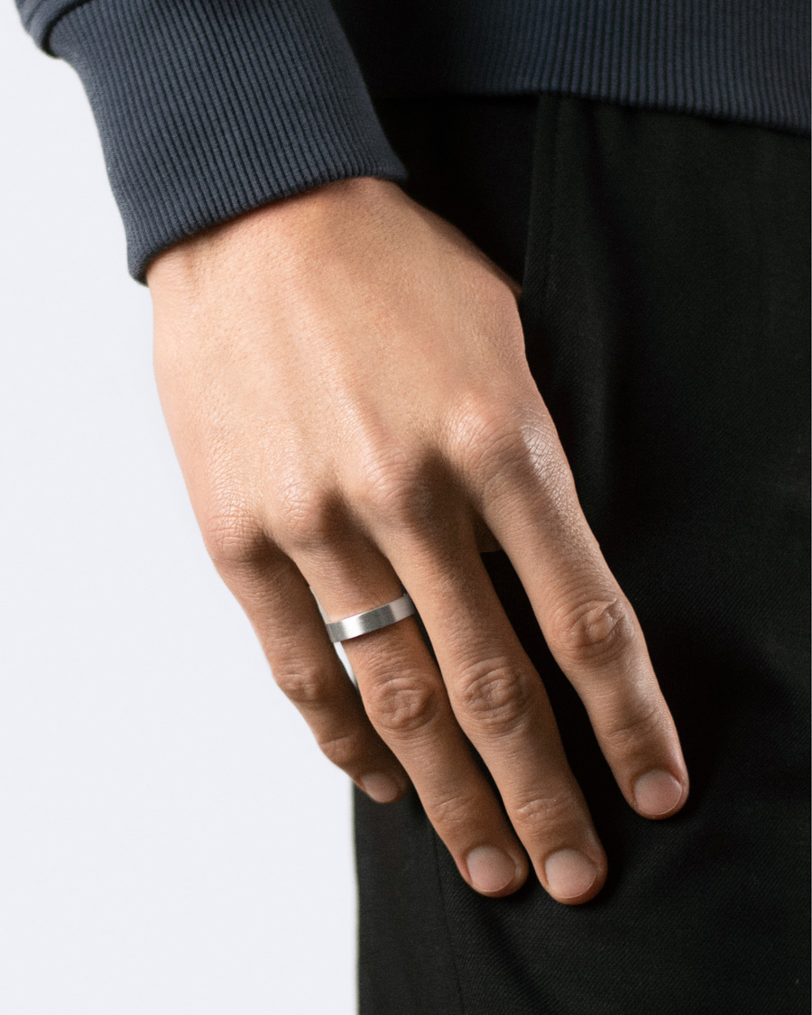 Herr | Smycken | LE GRAMME | Ribbon Brushed Ring Sterling Silver 7g