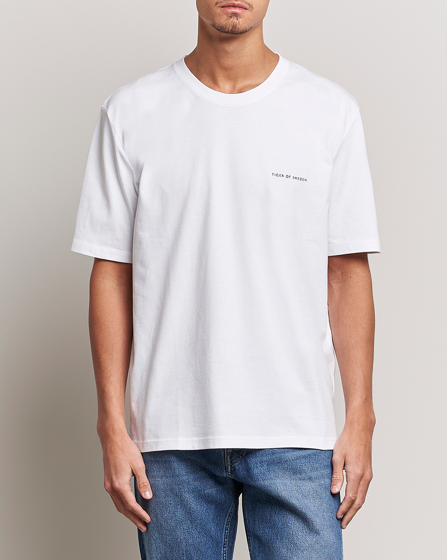 Herr | Kortärmade t-shirts | Tiger of Sweden | Pro Cotton Logo Tee Bright White