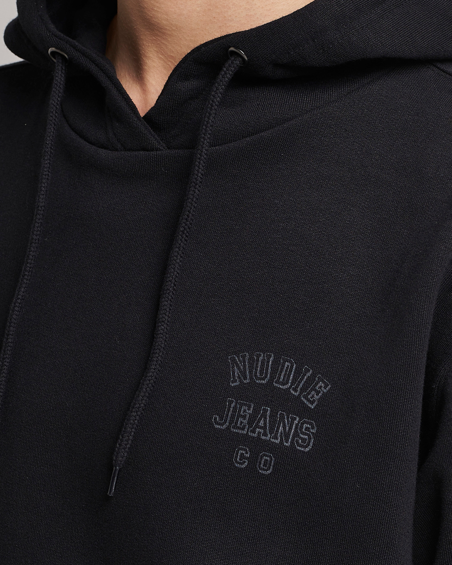 Herr | Tröjor | Nudie Jeans | Franke Logo Hoodie Black