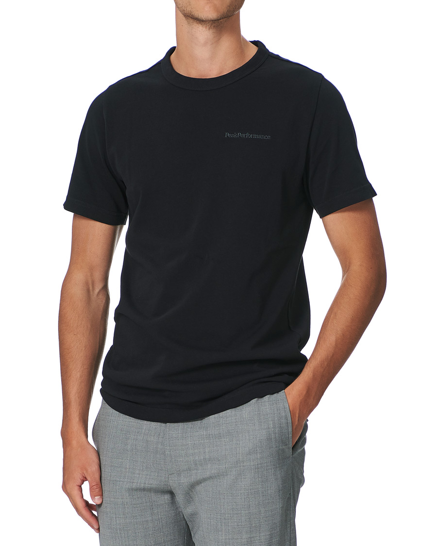Herr | T-Shirts | Peak Performance | Moment Organic Cotton Tee Black