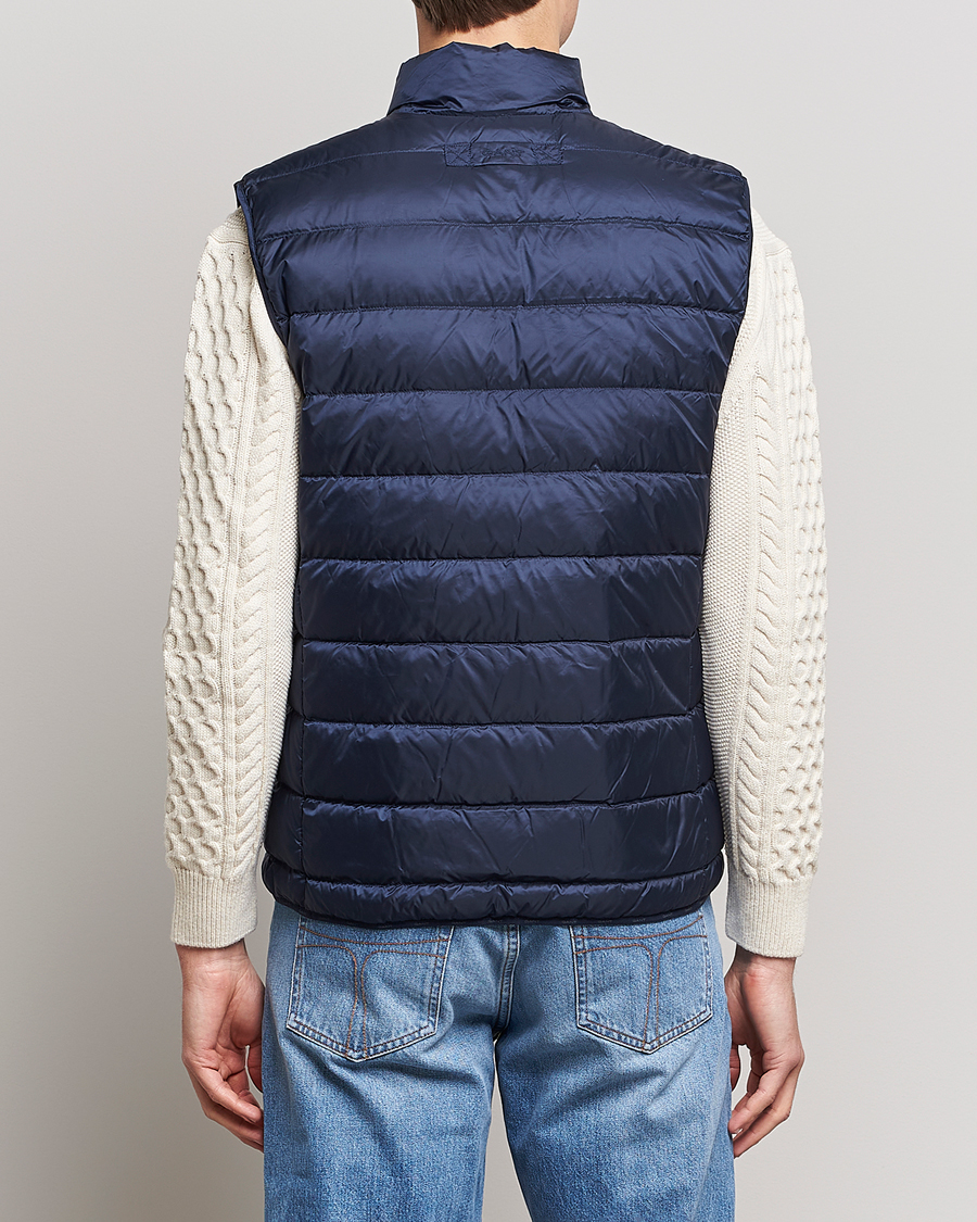Herr | Västar | GANT | The Light Down Gilet Evening Blue