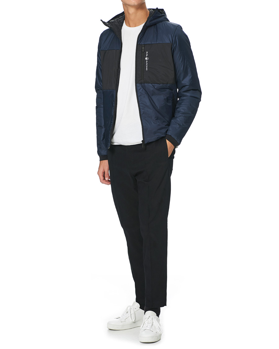 Herr | Jackor | Sail Racing | Glacier Primaloft Hood Jacket Dark Navy