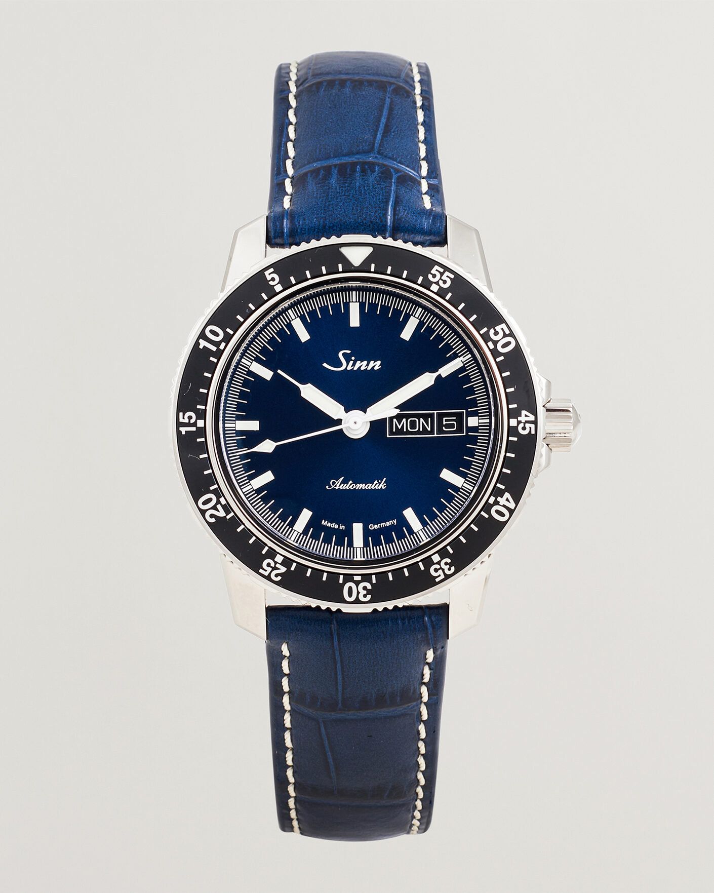 Herr | Sinn 104 I B Pilot Watch 41mm Leather Strap Dark Blue | Sinn | 104 I B Pilot Watch 41mm Leather Strap Dark Blue