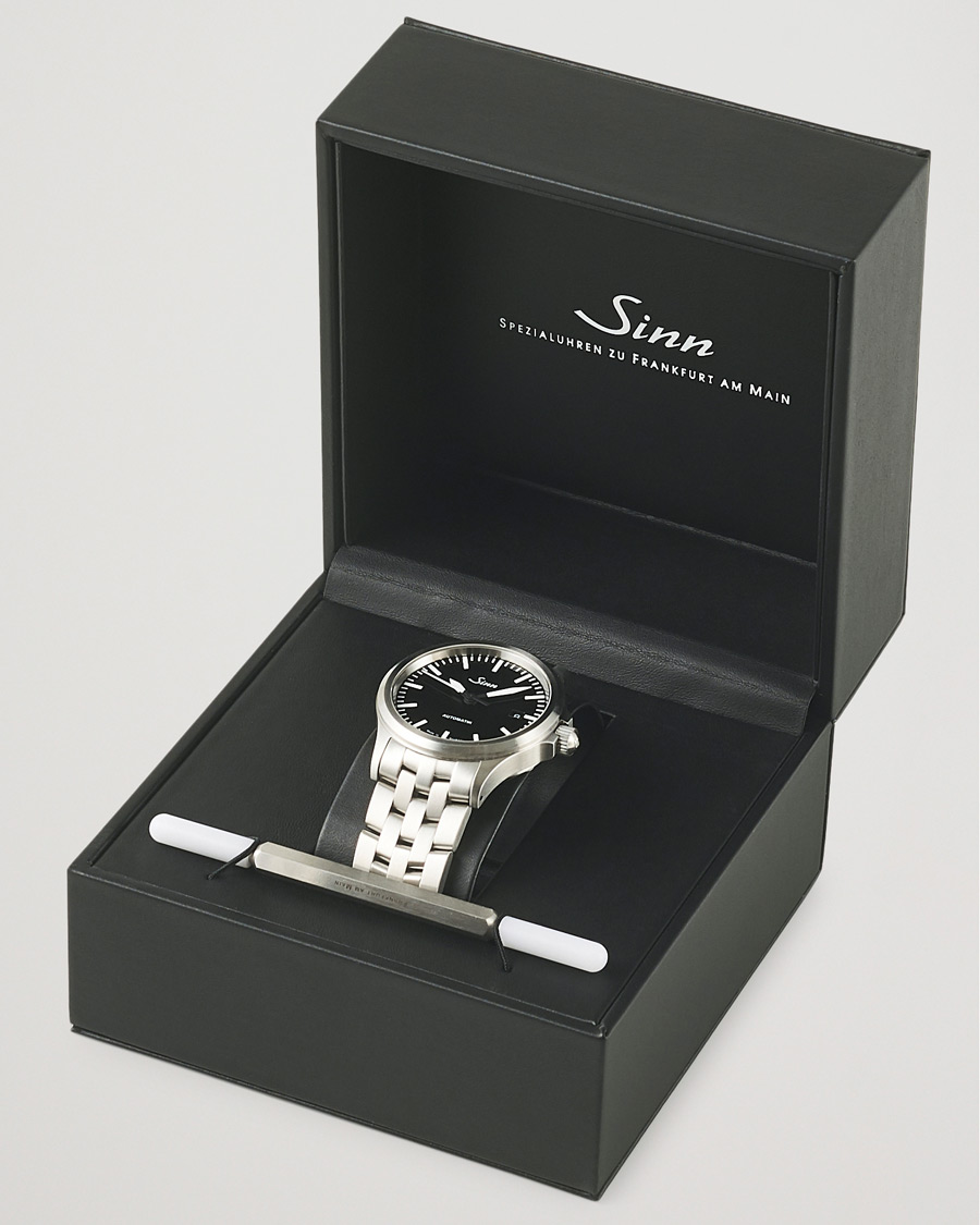 Herr | Sinn 556 Date Stainless Steel Watch 38,5mm Black | Sinn | 556 Date Stainless Steel Watch 38,5mm Black