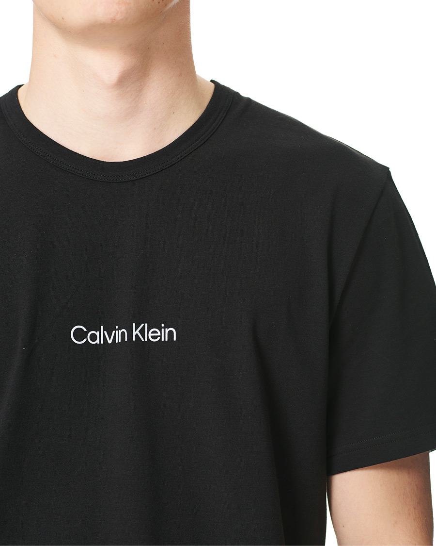 Herr | T-Shirts | Calvin Klein | Center Logo Crew Neck Tee Black