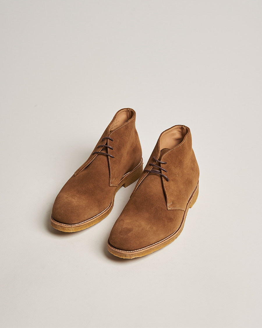 Herr | Mockaskor | Loake 1880 | Rivington Suede Crepe Sole Chukka Tan