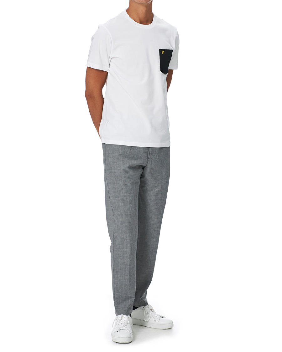 Herr | T-Shirts | Lyle & Scott | Organic Cotton Contrast Pocket Tee White/Jet Black