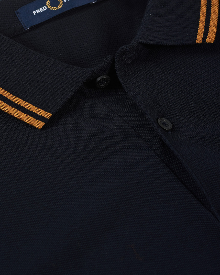 Herr | Pikéer | Fred Perry | Twin Tip Polo Navy/Dark Caramel