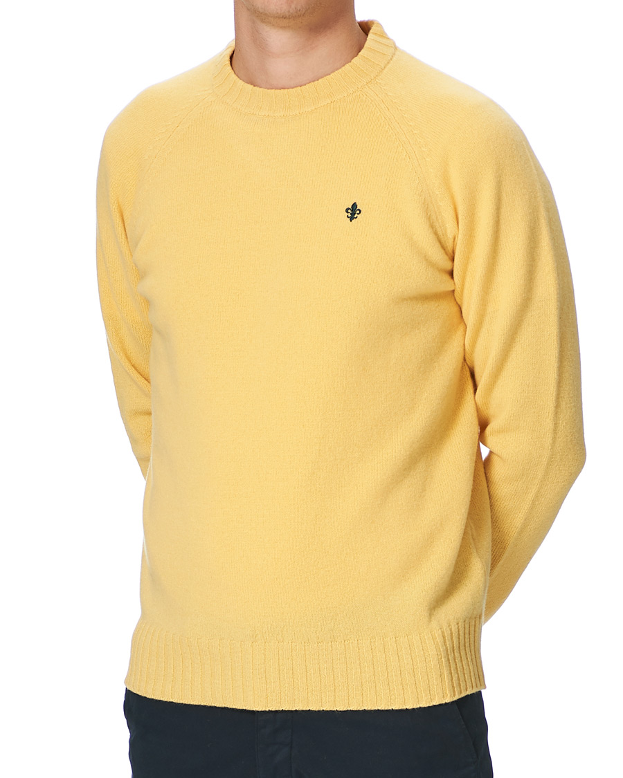 Herr | Tröjor | Morris | Lambswool Knitted Crew Neck Yellow