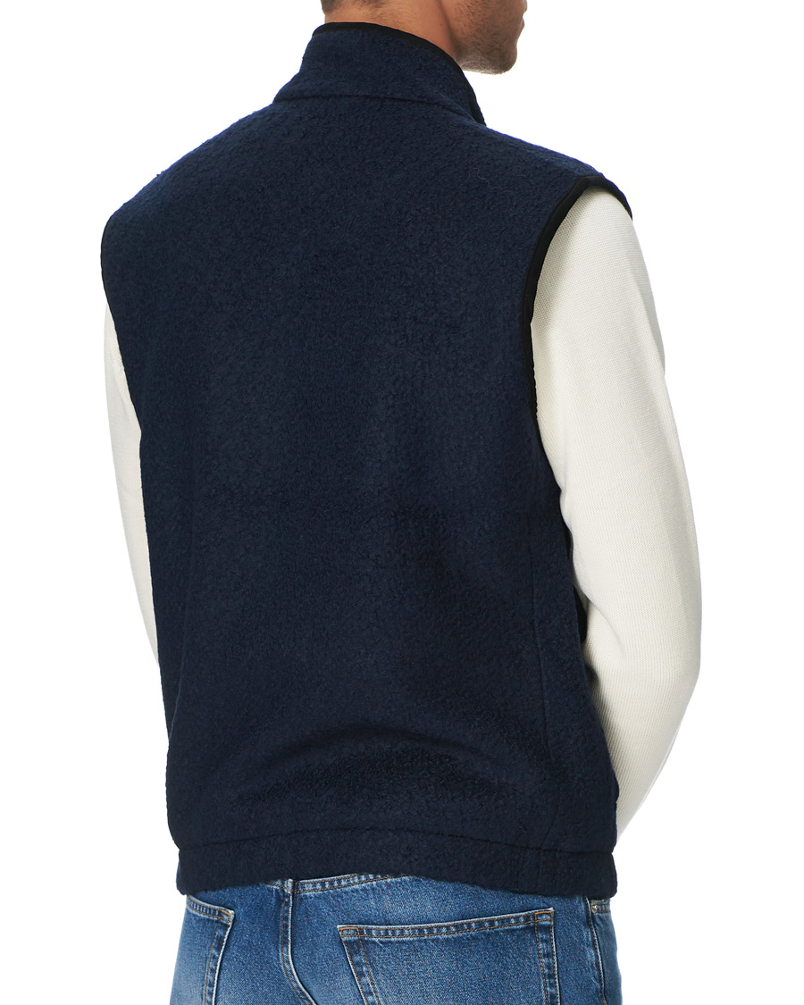 Herr | Västar | Morris | Whitfield Pile Vest Navy