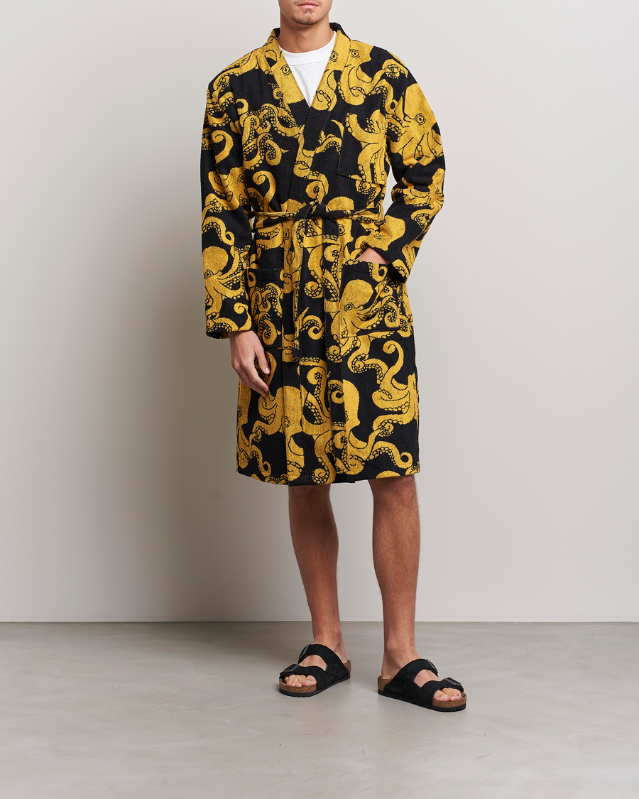 Herr | Pyjamas & Morgonrockar | OAS | Terry Robe Black Octo