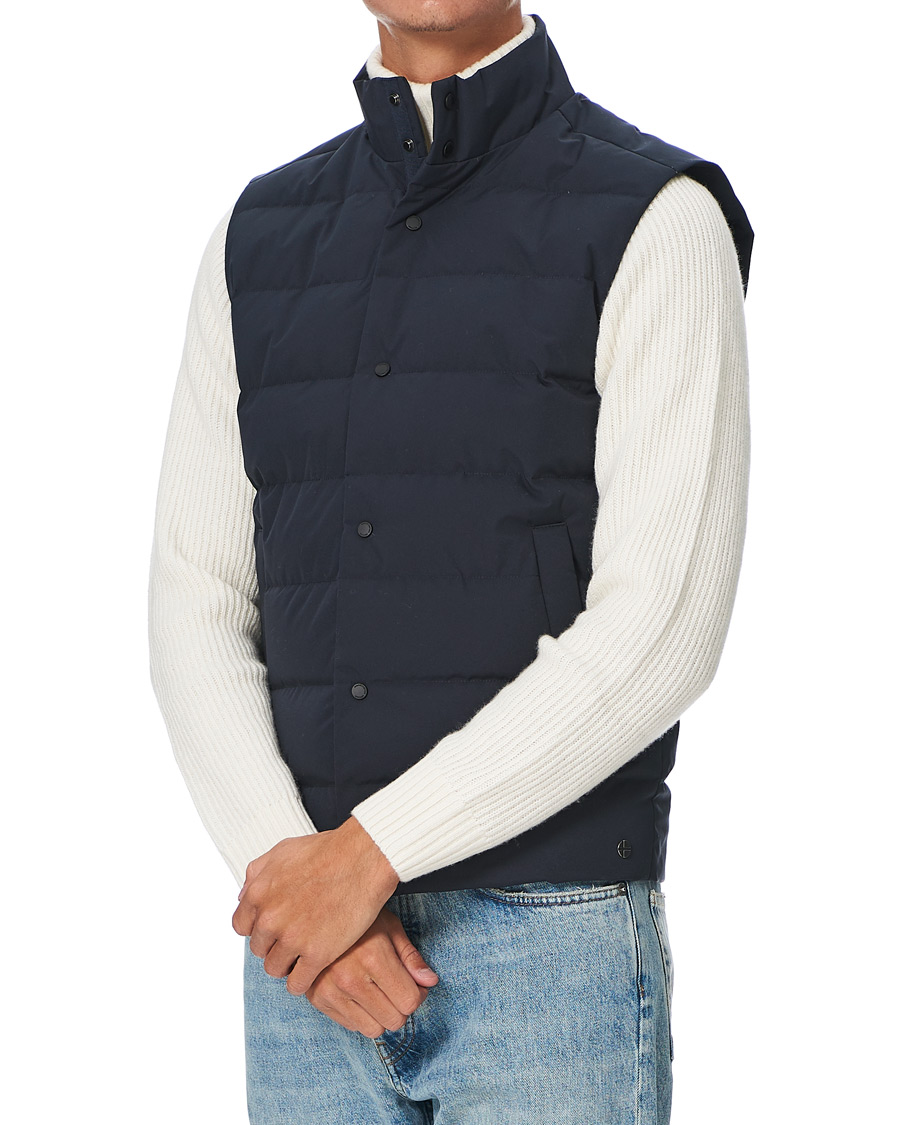 Herr | Jackor | Scandinavian Edition | Abel Down Waistcoat Midnight Blue