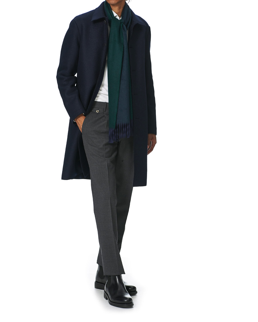 Herr | Begg & Co Arran Reversible Cashmere Scarf Navy/Tartan Green | Begg & Co | Arran Reversible Cashmere Scarf Navy/Tartan Green