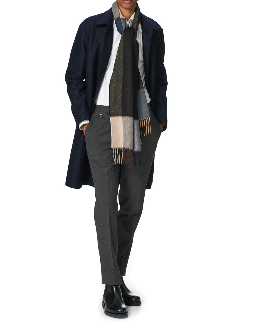Herr | Begg & Co Arran Checked Cashmere Scarf Shadow | Begg & Co | Arran Checked Cashmere Scarf Shadow