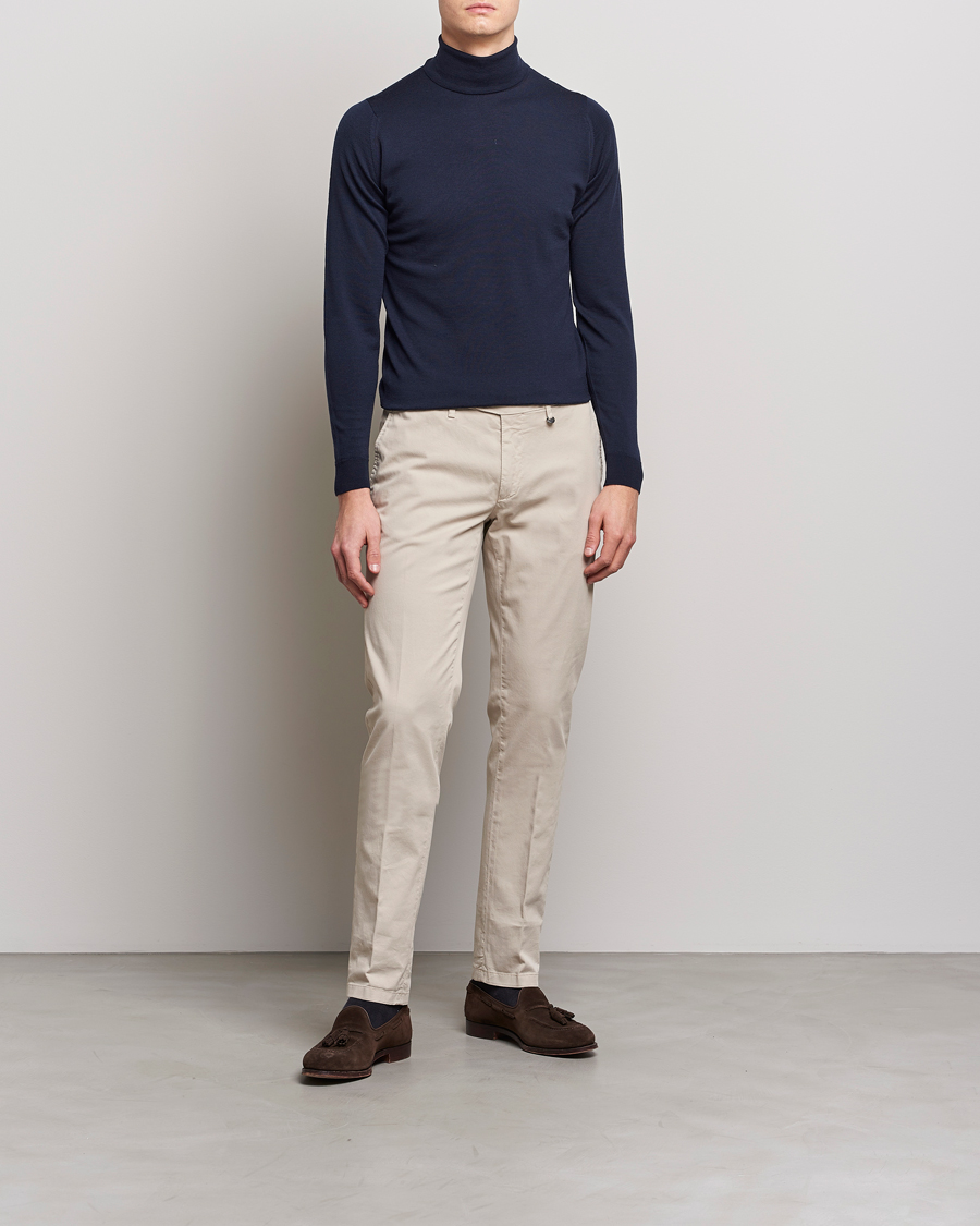 Herr | Tröjor | John Smedley | Cherwell Extra Fine Merino Rollneck Midnight