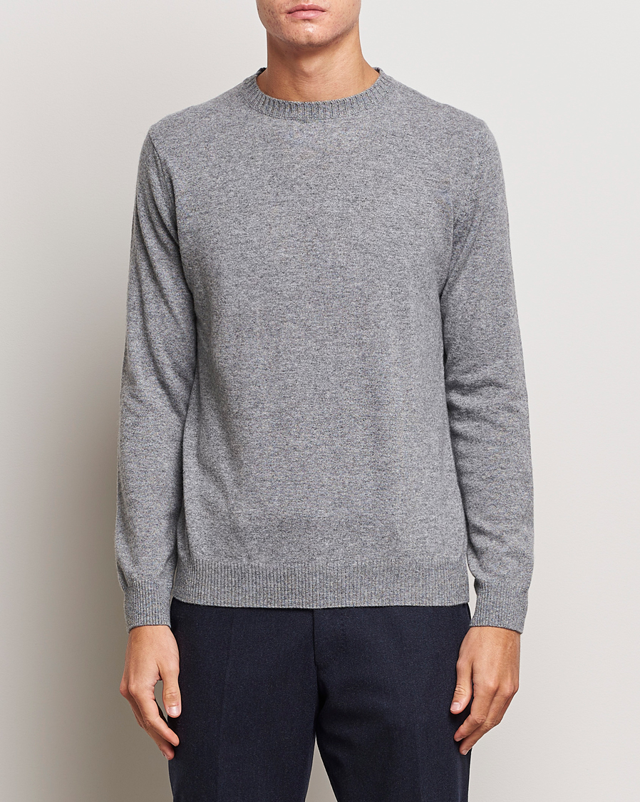 Herr | Pullover rundhals | Oscar Jacobson | Valter Wool/Cashmere Round Neck Light Grey