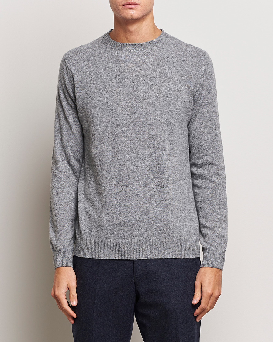 Herr | Pullover rundhals | Oscar Jacobson | Valter Wool/Cashmere Round Neck Light Grey