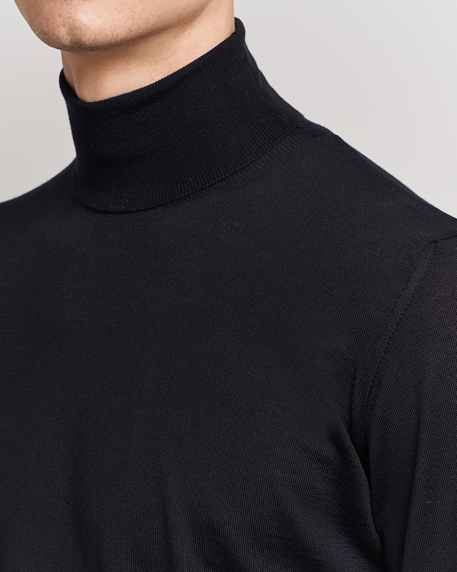 Herr | Tröjor | Oscar Jacobson | Cole Extra Fine Merino Rollneck Navy