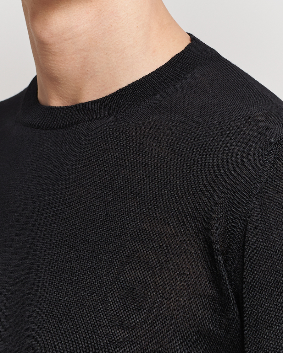 Herr | Tröjor | Oscar Jacobson | Custer Extra Fine Merino Crew Neck Black