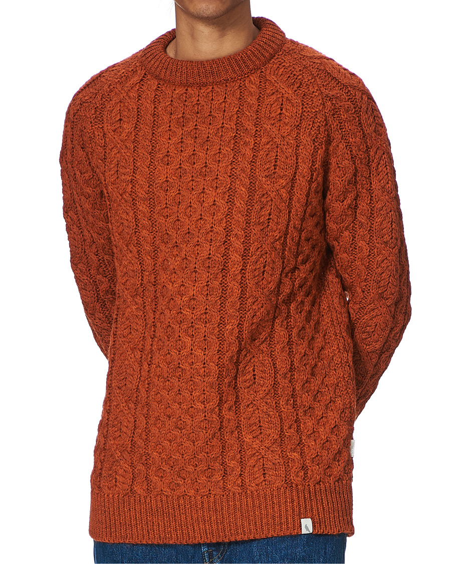 Herr | Tröjor | Peregrine | Hudson Wool Aran Knitted Jumper Orange