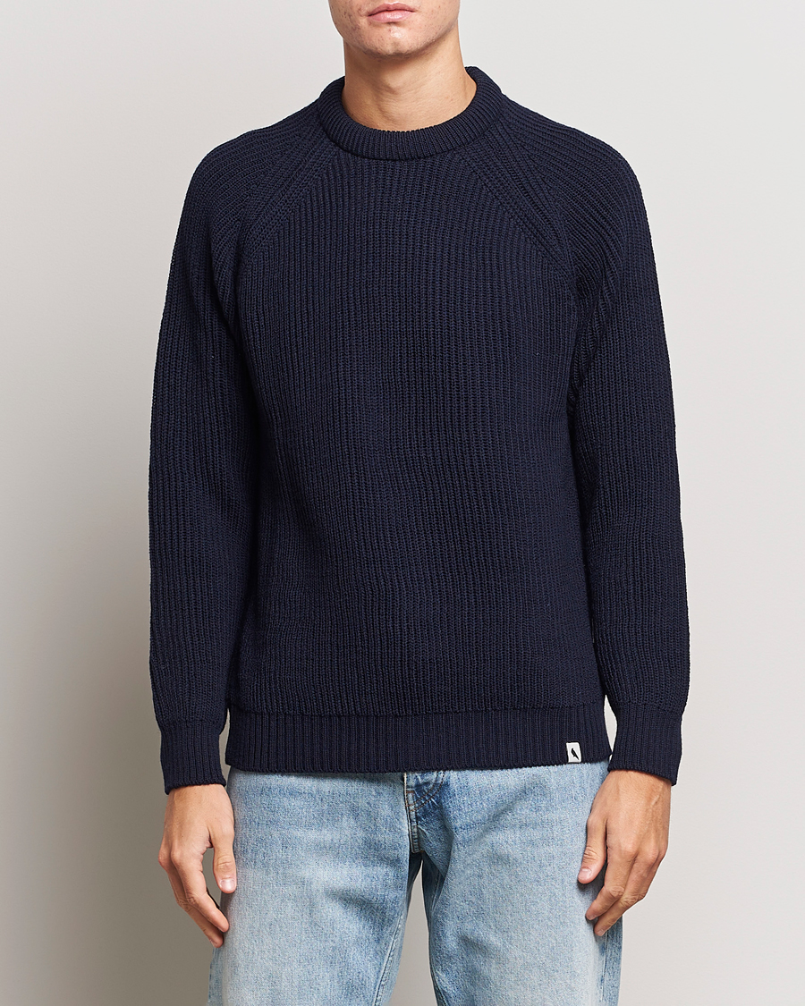 Herr | Stickade tröjor | Peregrine | Ford Knitted Wool Jumper Navy
